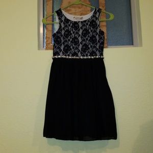 Girl's Party Dress